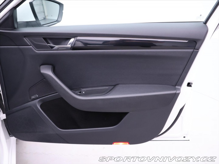 Škoda Superb 2,0 TSI 242kW DSG 4x4 L&a 2016