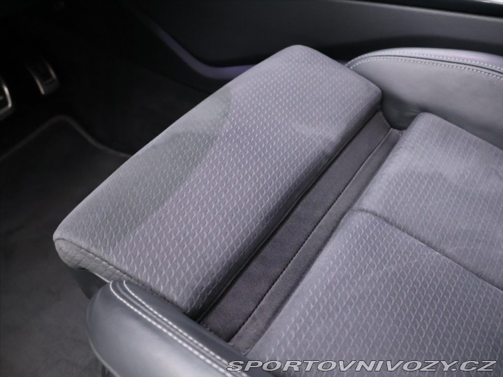 Audi A7 3,0 TDI 180kW Quattro CZ 2022