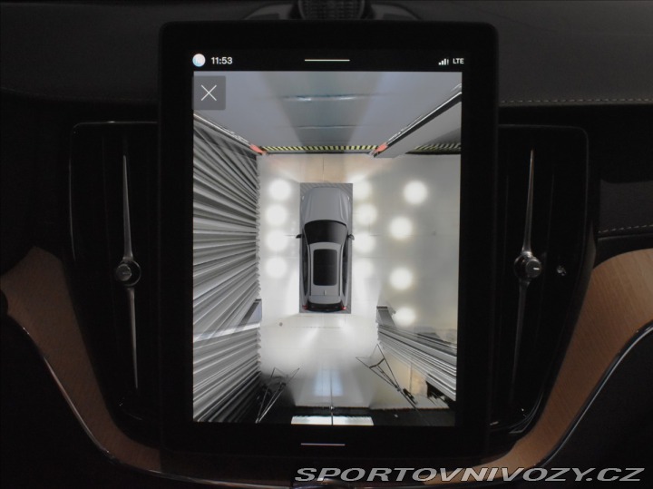 Volvo Ostatní modely XC60 2,0 T6  Ultra Bright 2025