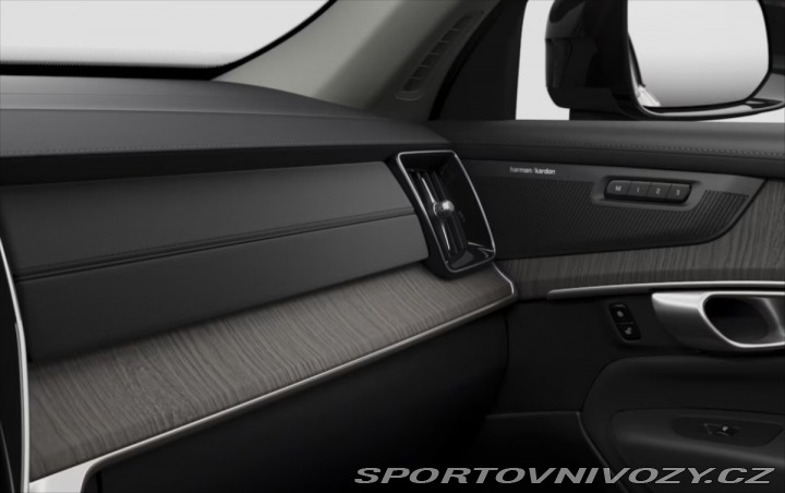 Volvo Ostatní modely XC90 2,0 T8  Plus Dark 2025