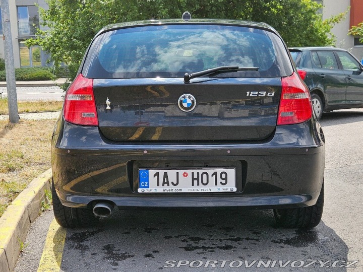 BMW 1 2,3   123d 2008