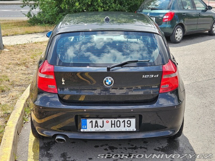 BMW 1 2,3   123d 2008