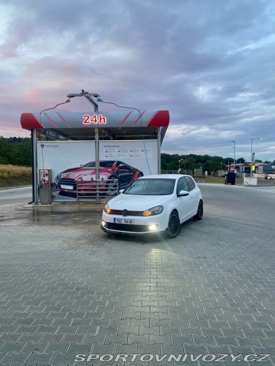 Volkswagen Golf 2,0   6 STAGE 1 2011