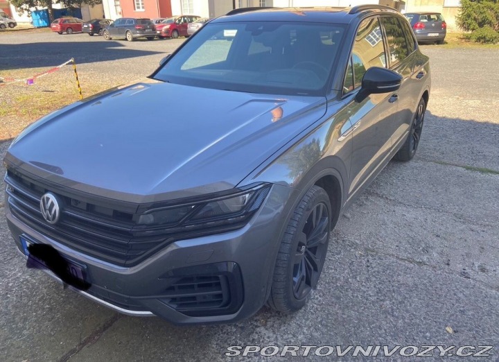 Volkswagen Ostatní modely Touareg 3,0 TDI • 2020 • R-Line 2020