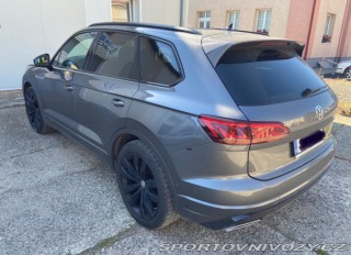 Volkswagen Ostatní modely Touareg 3,0 TDI • 2020 • R-Line 2020