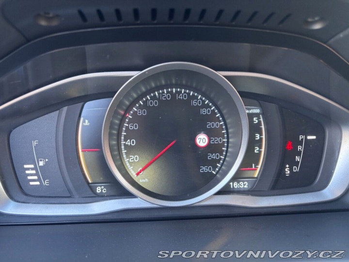 Volvo Ostatní modely XC70 2,4   td, 133 kw, 4x4, Cr 2016