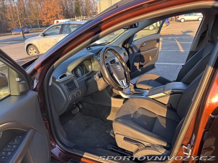 Volvo Ostatní modely XC70 2,4   td, 133 kw, 4x4, Cr 2016