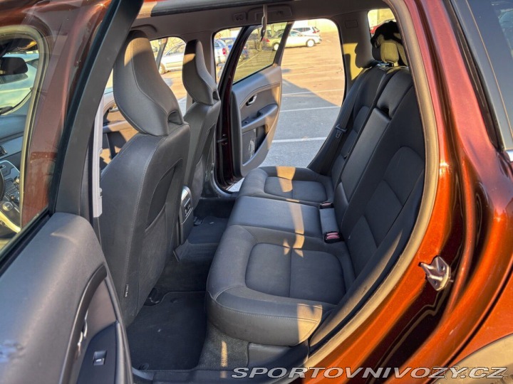 Volvo Ostatní modely XC70 2,4   td, 133 kw, 4x4, Cr 2016