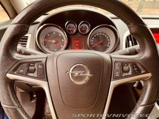 Opel Astra 2,0   J SPORTS TOURER 2011