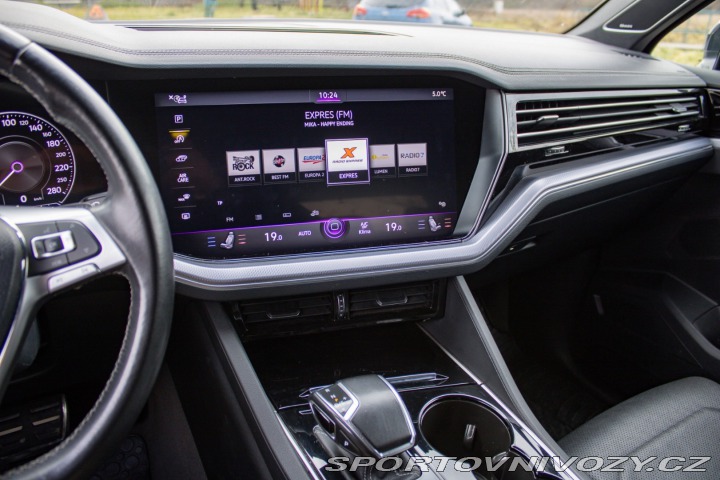 Volkswagen Ostatní modely Touareg  3.0 V6 TDi R-Line Black 2020