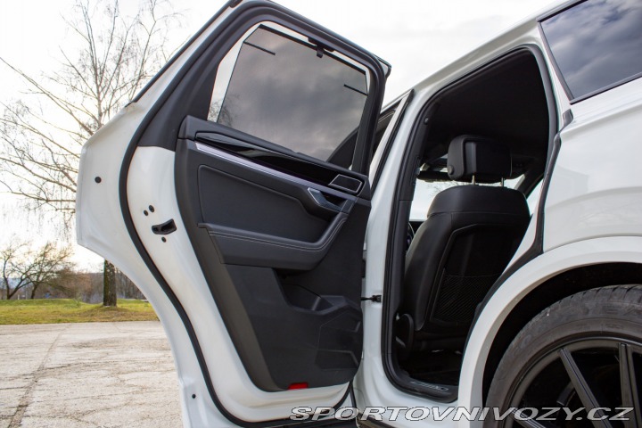 Volkswagen Ostatní modely Touareg  3.0 V6 TDi R-Line Black 2020