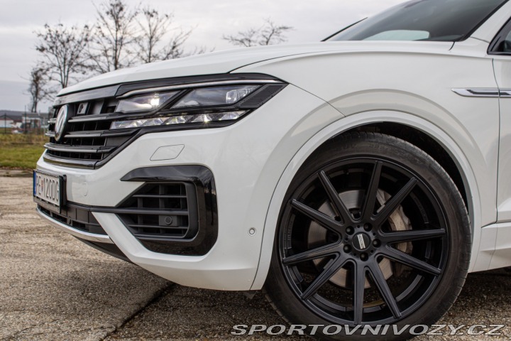 Volkswagen Ostatní modely Touareg  3.0 V6 TDi R-Line Black 2020