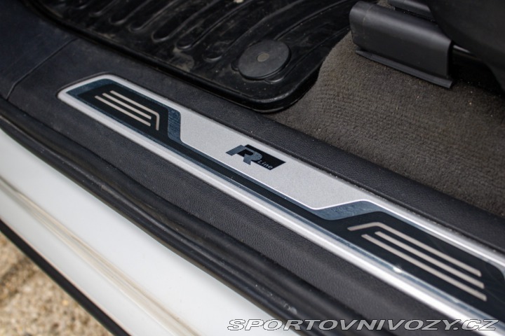 Volkswagen Ostatní modely Touareg  3.0 V6 TDi R-Line Black 2020