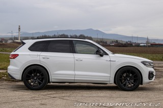 Volkswagen Ostatní modely Touareg  3.0 V6 TDi R-Line Black 2020