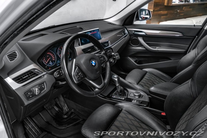 BMW X1 2,0d xDrive 140kW LED Nav 1800