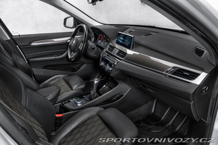 BMW X1 2,0d xDrive 140kW LED Nav 1800