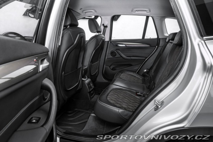 BMW X1 2,0d xDrive 140kW LED Nav 1800