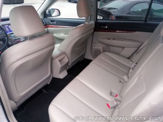 Subaru Ostatní modely Outback 3.6R Comfort 5AT MY2011 U 2011