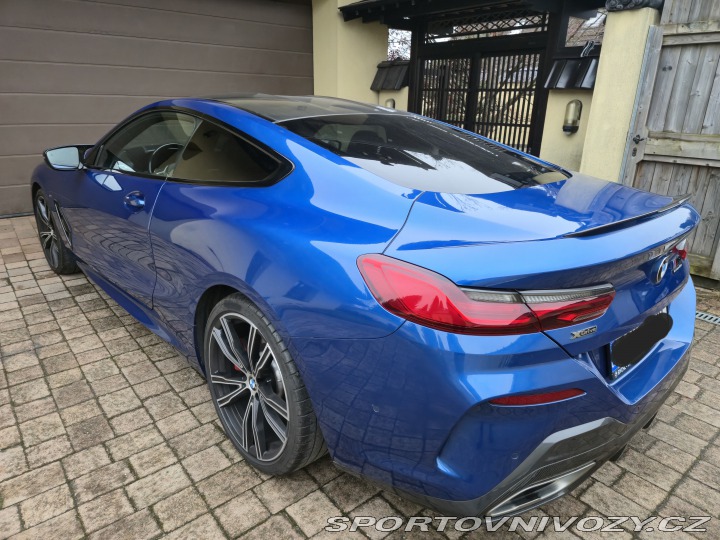 BMW 8 M850i,Čr,kupe,laser,karbo 2021