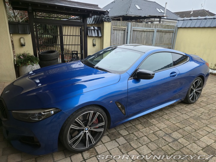 BMW 8 M850i,Čr,kupe,laser,karbo 2021