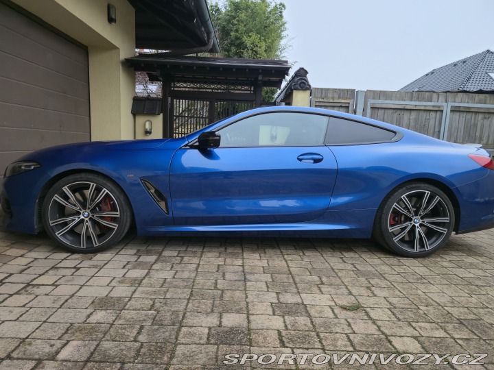 BMW 8 M850i,Čr,kupe,laser,karbo 2021