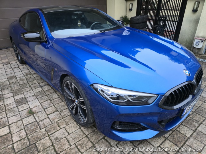 BMW 8 M850i,Čr,kupe,laser,karbo 2021