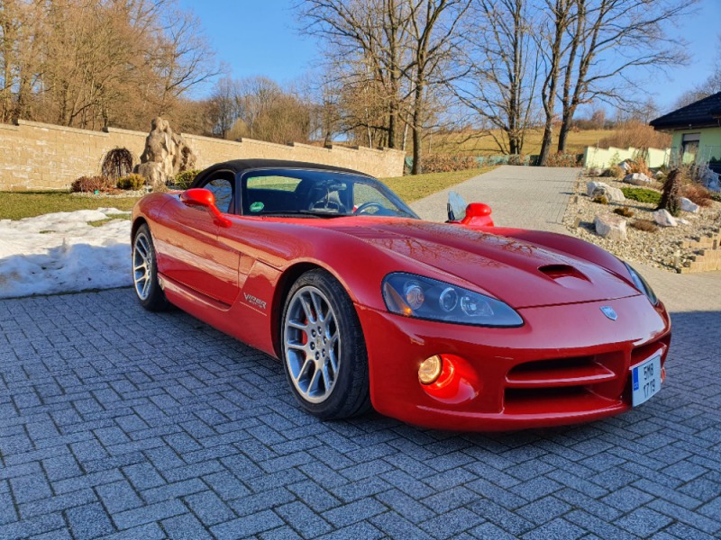 Dodge Viper srt-10