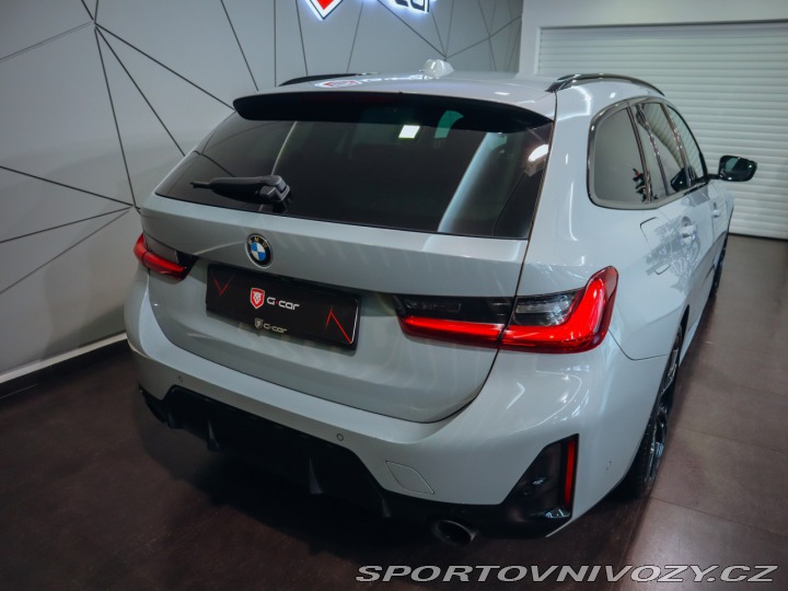 BMW 3 330d xDrive Touring 210 k 2022