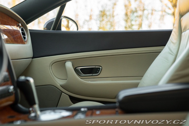 Bentley Continental GT 2004