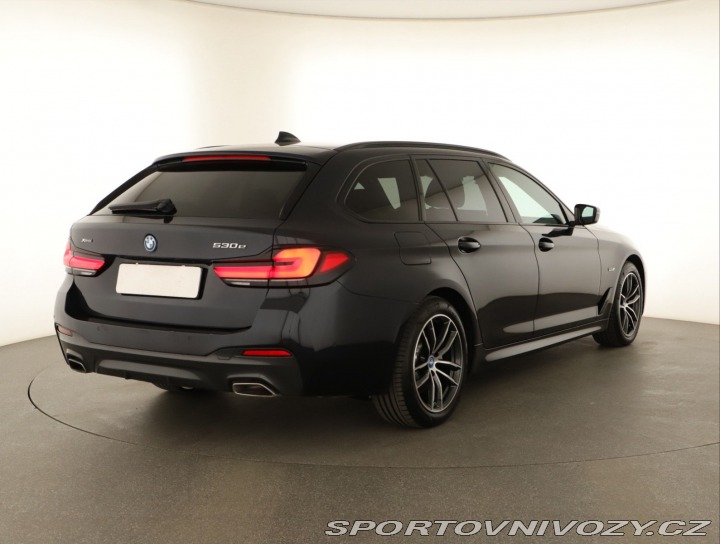 BMW 5 530e xDrive 2023