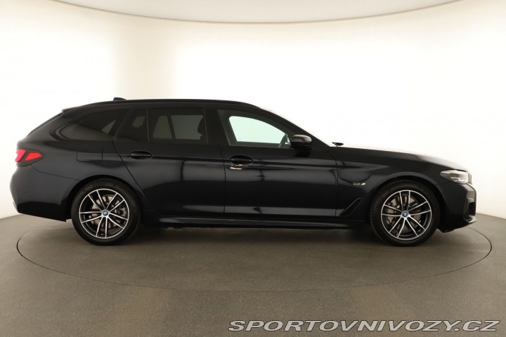 BMW 5 530e xDrive 2023
