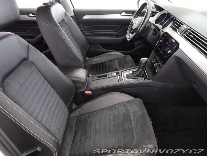 Volkswagen Ostatní modely Passat 2.0 TSI 2020