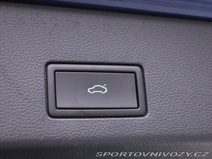 Volkswagen Golf 2,0  TDI BMT 4 motion 2022