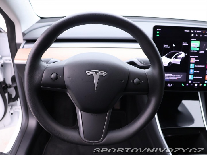 Tesla Model 3 Long Range AWD tažné DPH 2020
