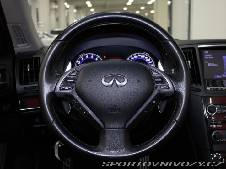 Infiniti G37 3,7 V6 235kW Premium 107t 2011