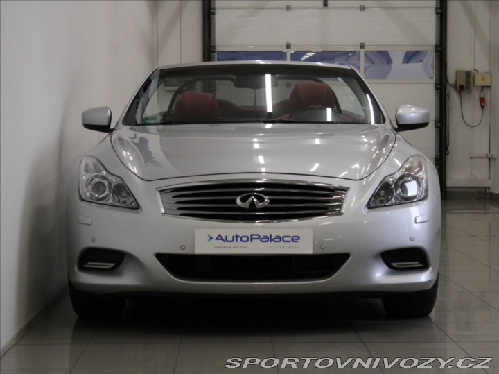 Infiniti G37 3,7 V6 235kW Premium 107t 2011