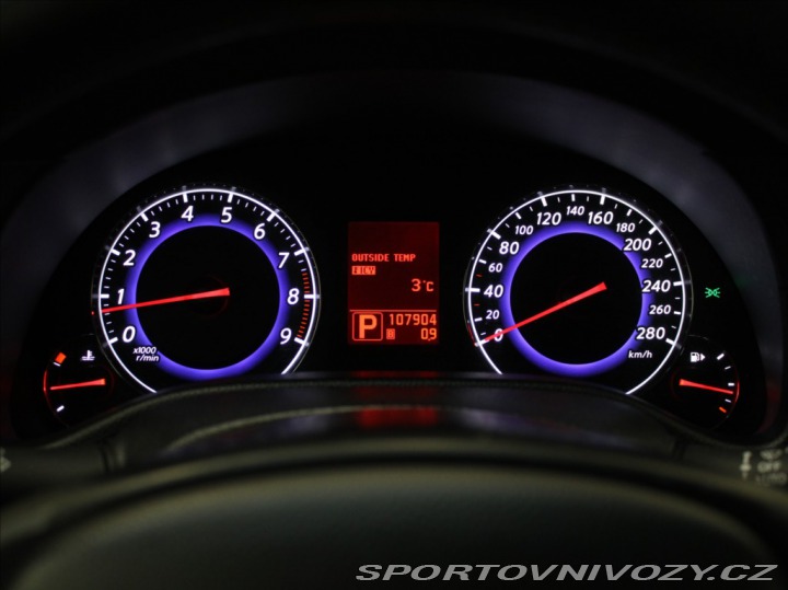 Infiniti G37 3,7 V6 235kW Premium 107t 2011