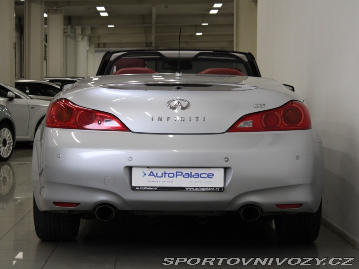 Infiniti G37 3,7 V6 235kW Premium 107t 2011