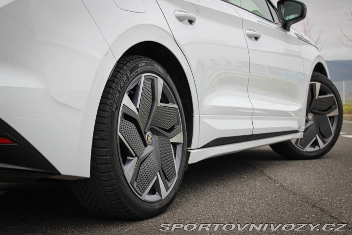 Škoda Enyaq RS 220kw AWD / ZÁRUKA / 2023