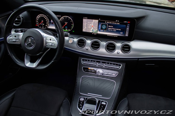 Mercedes-Benz E Kombi 300DE AMG Packet / 2021