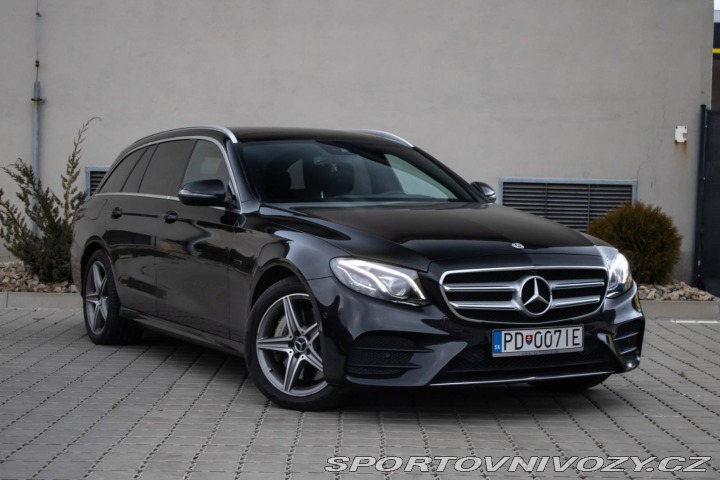 Mercedes-Benz E Kombi 300DE AMG Packet / 2021