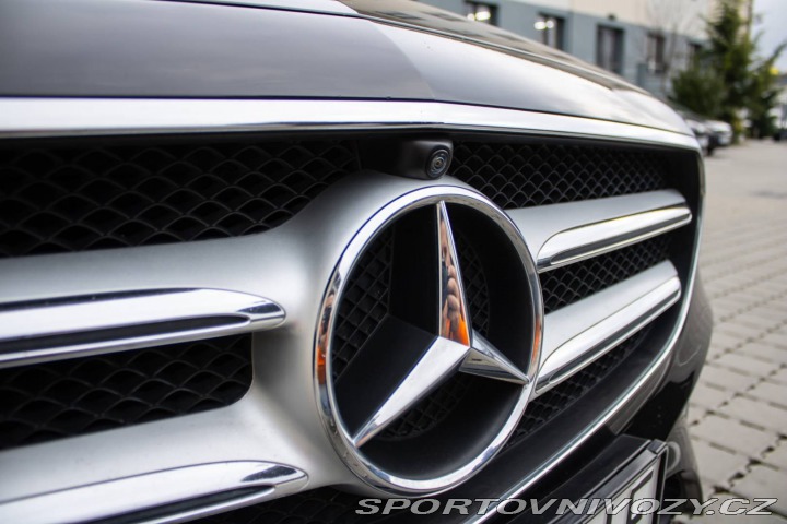 Mercedes-Benz E Kombi 300DE AMG Packet / 2021