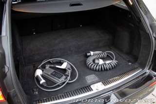 Mercedes-Benz E Kombi 300DE AMG Packet / 2021