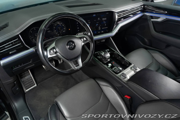 Volkswagen Ostatní modely Touareg  3.0 V6 TDI SCR 286k R-Li 2018