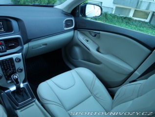 Volvo V40 Ocean Race 1.6 T4 2014