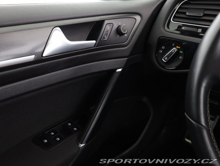 Volkswagen Golf Highline 2.0 TDI GTD 2017