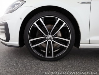 Volkswagen Golf Highline 2.0 TDI GTD 2017