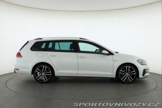 Volkswagen Golf Highline 2.0 TDI GTD 2017