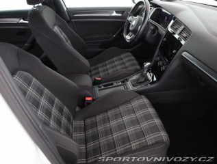 Volkswagen Golf Highline 2.0 TDI GTD 2017