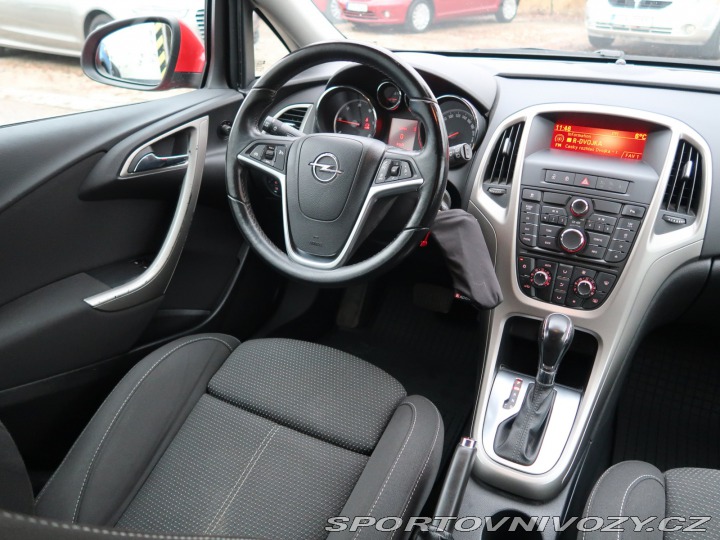 Opel Astra 2.0 CDTI 2012